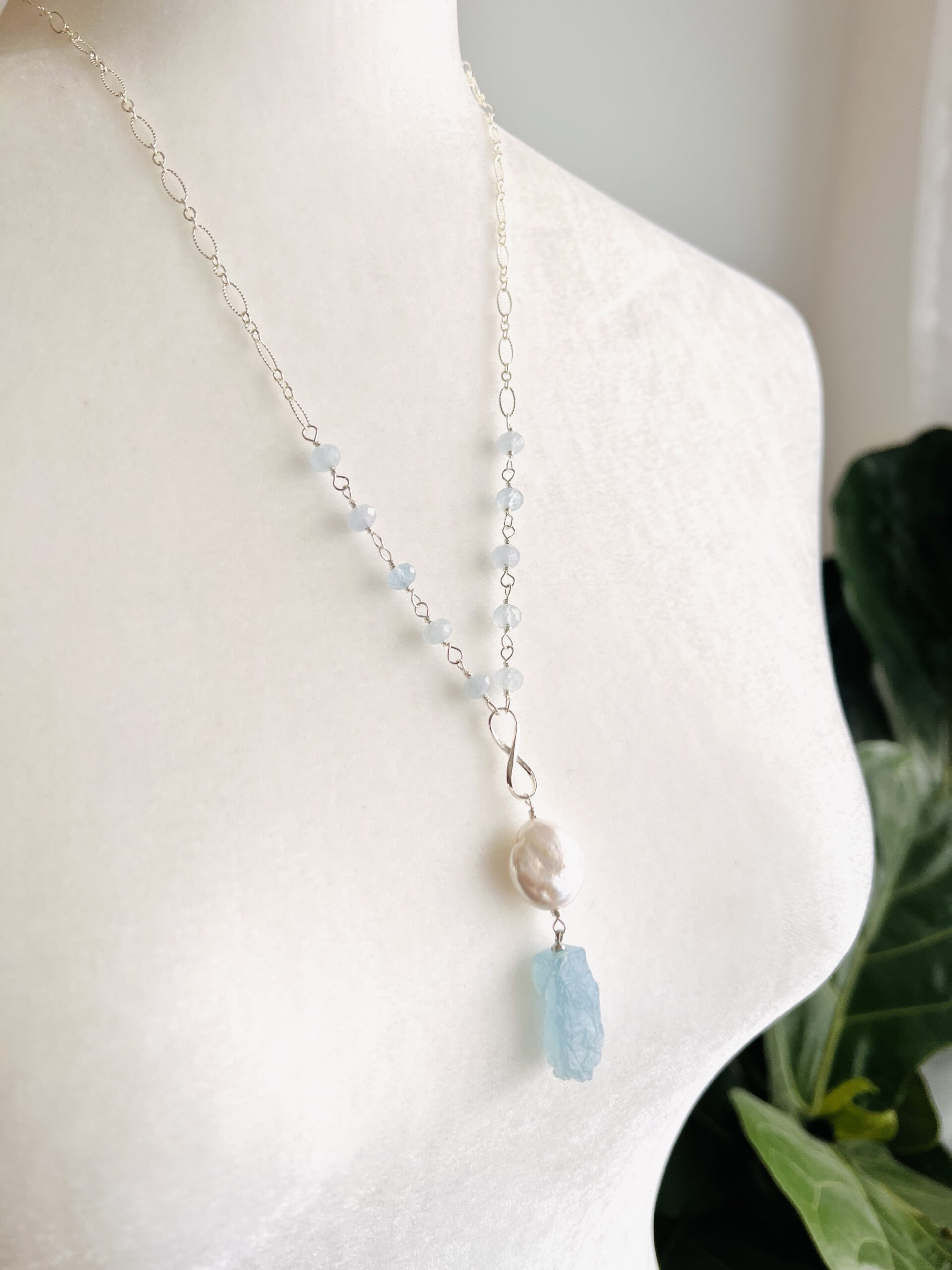Amazon.com: Sterling Silver Cultured Freshwater Pearl and Natural Aquamarine  Gemstone Strand Necklace, 18